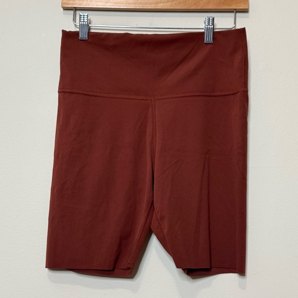 Nike Women's Dri-Fit Yoga Bike Shorts - Picture 1 of 4